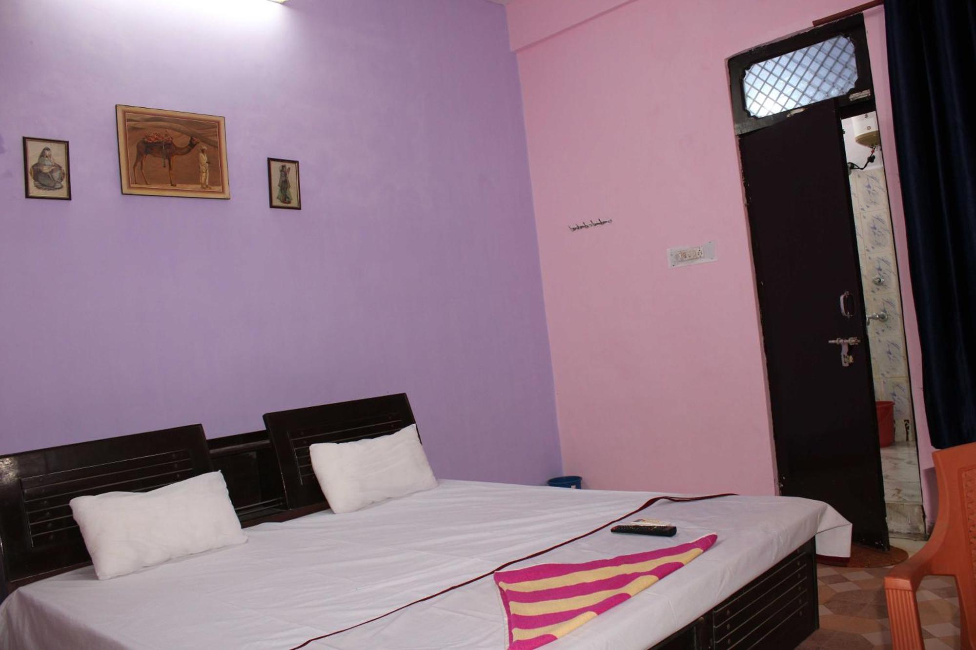 Hotel O Gracious Inn ลัคเนา ภายนอก รูปภาพ